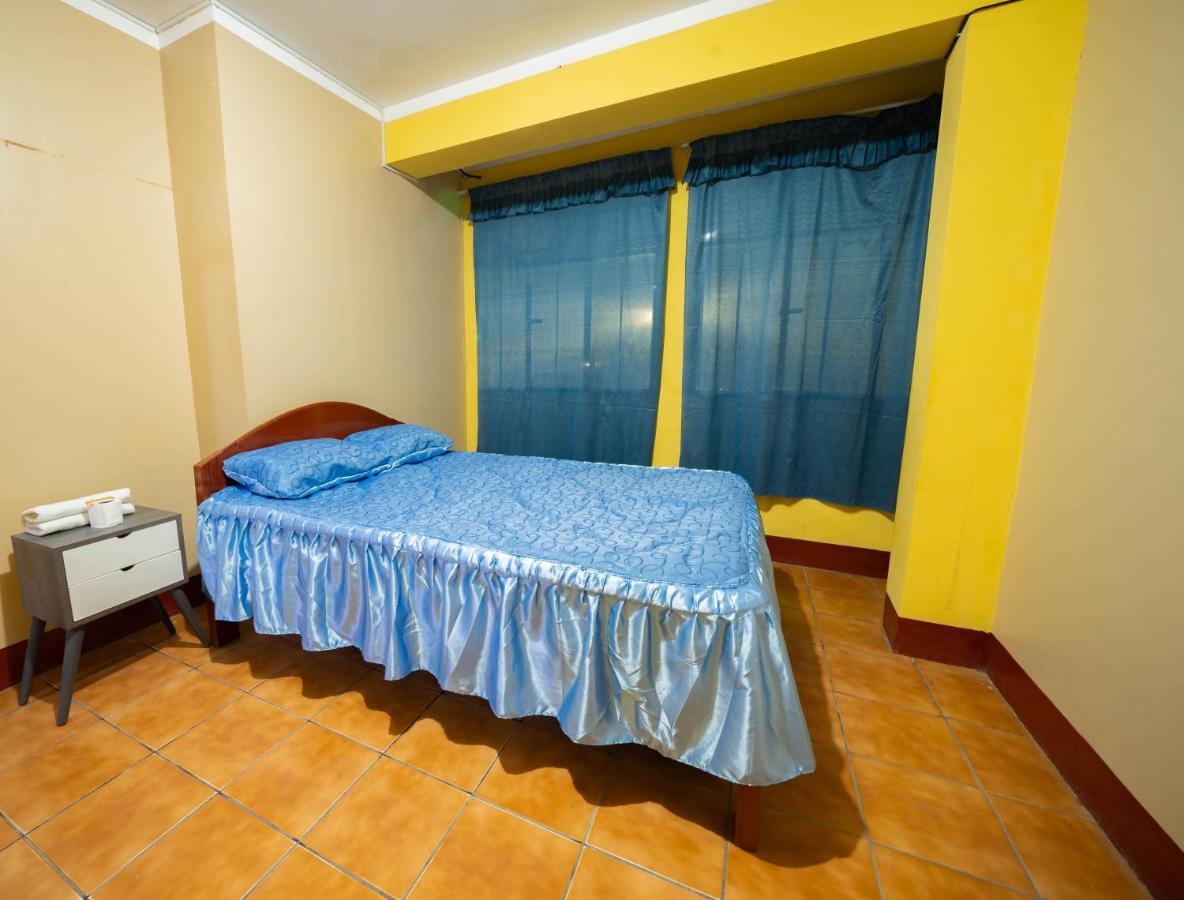 Отель Hostal Tarapaca Уануко Экстерьер фото